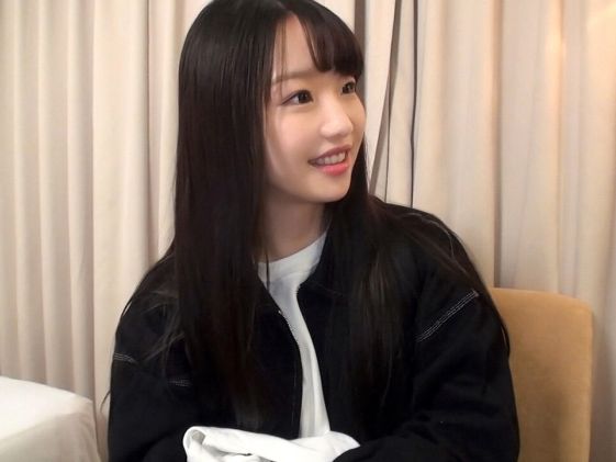 【素人】幼い顔立ちが魅力的な女の子！顔立ちはどうあれセックスはできる身体なのでアンビバレンツな魅力にあふれて興奮する！