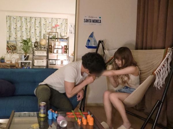 【ギャルとヤリ部屋】『ヤバい、気持ち良すぎ…』美巨乳ギャルを隠し撮り！ノリノリでエッチなプレイに没頭、巨乳揺らして絶頂しまくり！！