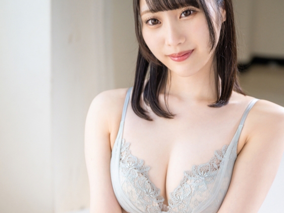 【純粋美少女のAVデビュー】『初めてでドキドキ…』色白美ボディのウブな女の子がカメラの前で恥じらいながら初セックス！まぶしいカラダで肉棒を包み込み、感じまくる姿がエロかわいい♡