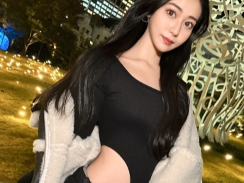 【スレンダー素人美女の誘惑】エチエチボディがヤバすぎる！細身なのにエロいカラダの美女が、めちゃシコなワレメを肉棒でズボズボされ、感じまくり！ボッキ不可避の淫乱プレイに興奮MAX！