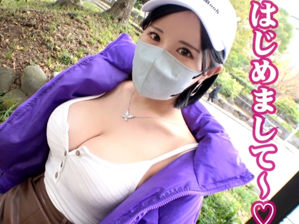 【爆乳JDのナースコスプレ】『おっぱい揺れすぎ！』素人女子大生がナース姿でフェラ抜き挑戦！ぶるんぶるんの巨乳を揺らしながら感じまくるエロカワ動画♡
